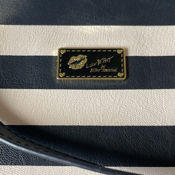 Luv by Betsey Johnson shoulder bag - Picture 2 of 9